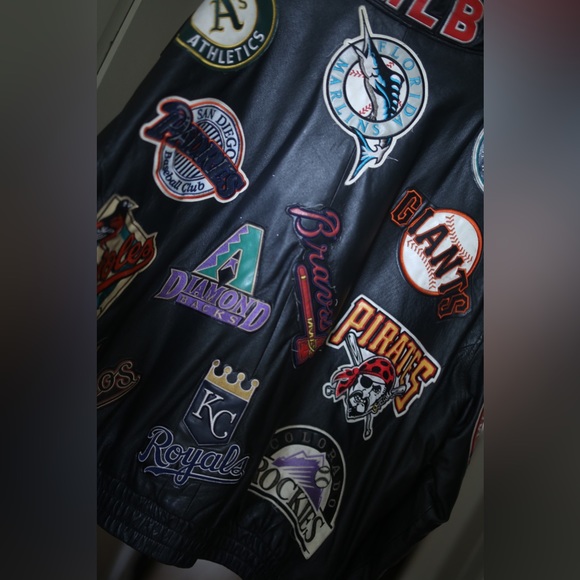 JH Design MLB Patch Real LeatherJacket - Picture 6 of 11